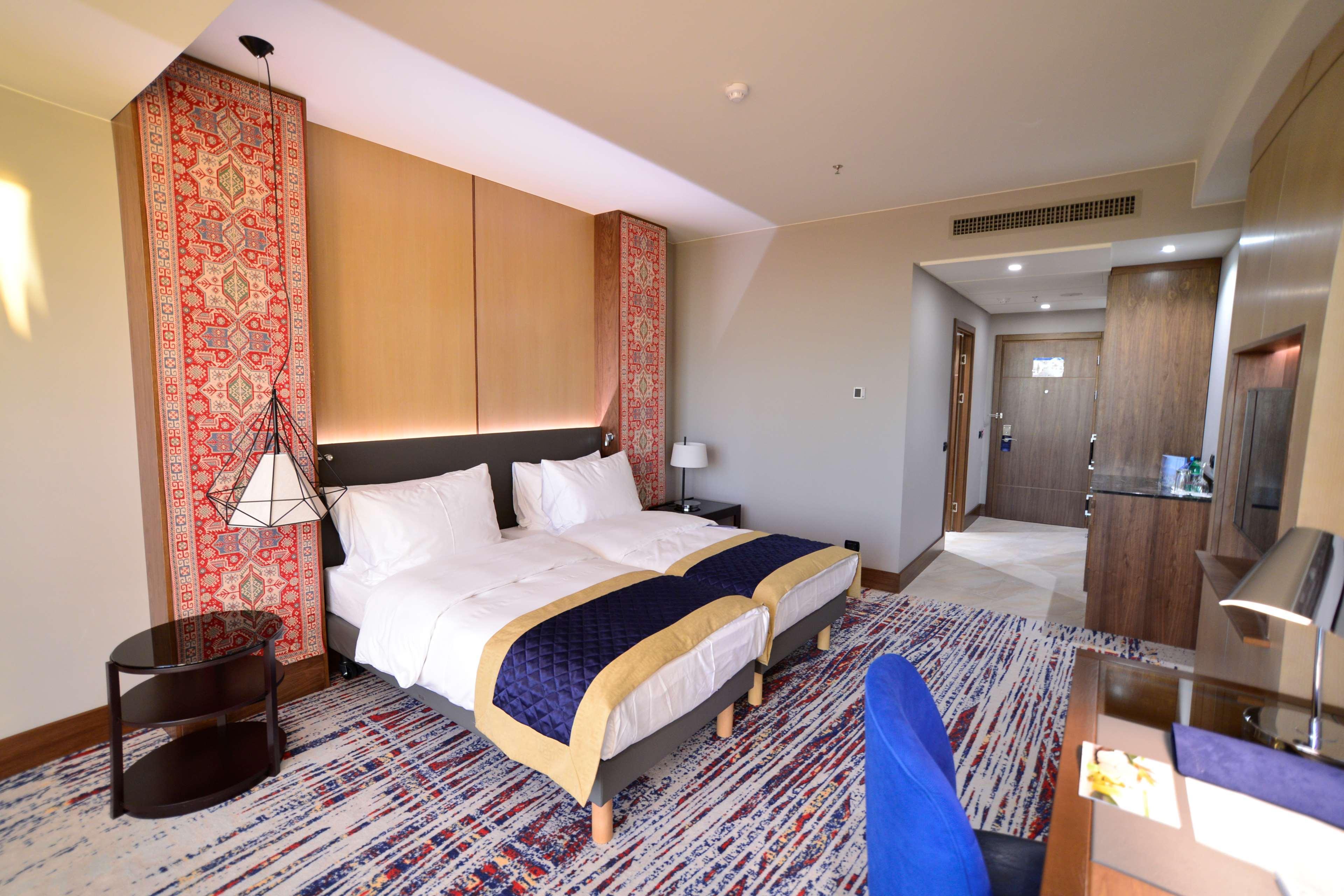 Radisson Blu Hotel Jerevan Eksteriør bilde Deluxe room