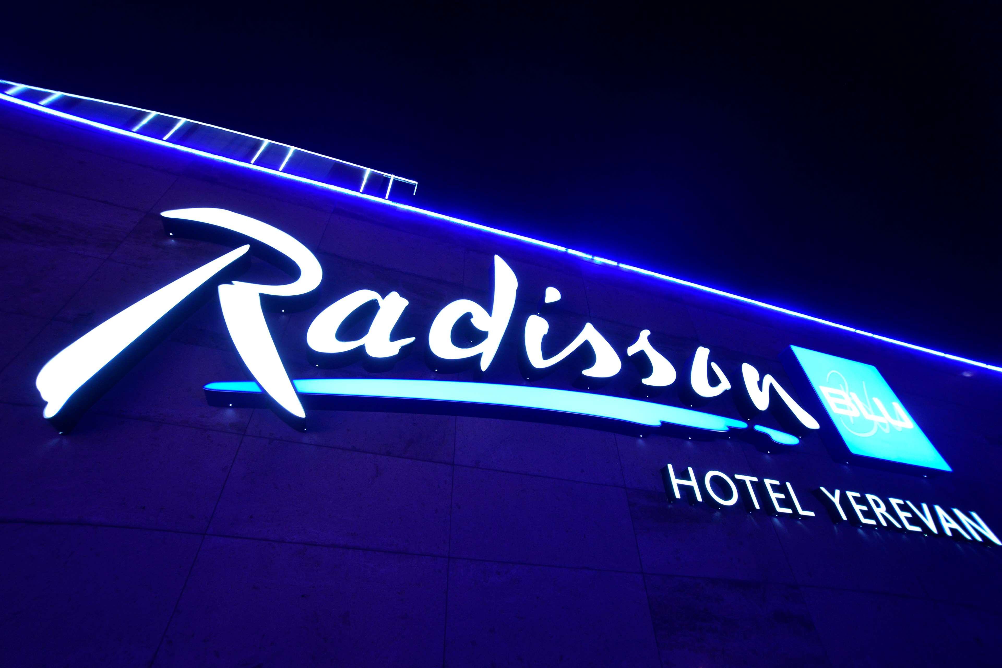 Radisson Blu Hotel Jerevan Eksteriør bilde Radisson Hotel, Yerevan